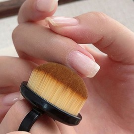 Mini Nail Dust Brush Ring-shaped Nail Duster DIY Nail Art / 미니 네일 더스트브러쉬 반지형 손톱 먼지털이 셀프네일아트