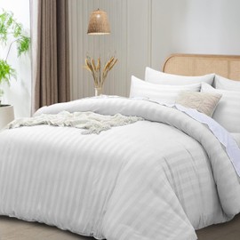 funky gadgets King Size Duvet Cover Sets White, Microfiber Satin Stripe Duvet Cover Luxury Hotel Bedding Set with Pillowcases Breathable Ultra Soft Reversible Quilt Covers.