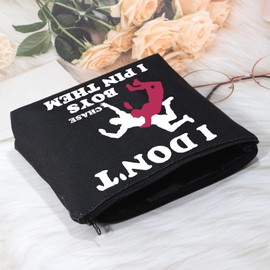 POFULL Funny Girls Wrestling Gift I Don't Chase Boys I Pin Them Cosmetic Bag Wrestling Lover Gift (I Don't Chase Boys Cosmetic Bag)