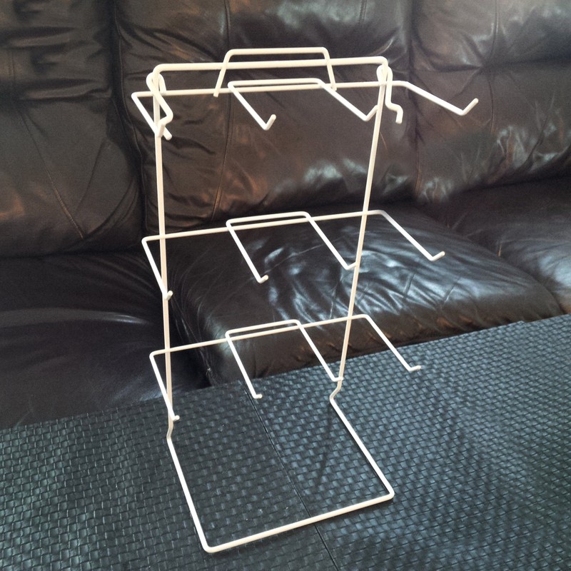 Countertop Peg Hook Display Rack in White 17.75 H x