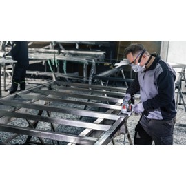 Bosch 1x PRO Metal R780 Fibre Sanding Disc for Small Angle Grinders (for Steel, Stainless steel, Ø 125 mm, Grit 50, Professional Accessory Small Angle Grinder)