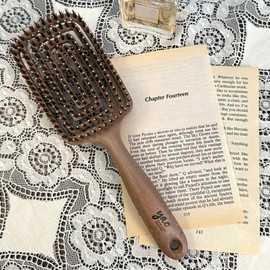 Yao Hairbrush [Natural Boa Line] Root Volume Pig Hair Comb Scalp Massage Dry Brush / 야오 헤어브러쉬 [천연보아라인]뿌리볼륨 돈모빗 두피마사지 드라이브러쉬
