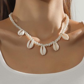 Cybche Boho Seashell Pearl Necklace Choker Wedding Cowrie Shell Pendant Necklace Summer Beach White Bead Pearl Strand Shell Dangle Chain Necklaces Jewelry for Women