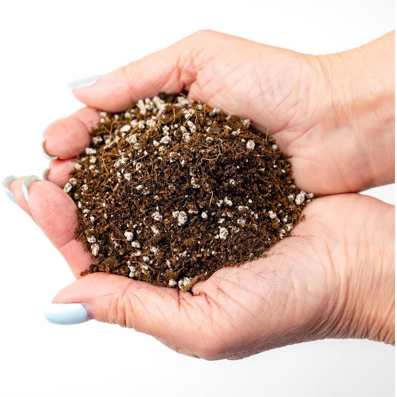 GARDENERA Premium Organic Potting Soil for Tomatoes - (1 Quart