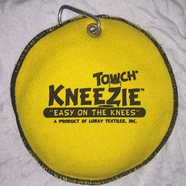 Kneezie - Towch Disc Golf Knee Pad (Yummy Yellow)