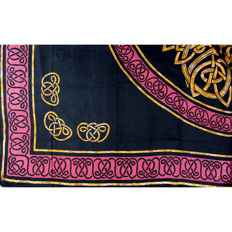 Red & Black Celtic Knot Indian Bedspread, Queen Size
