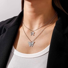 TseenYi Boho Butterfly Choker Necklace Gold Layered Butterfly Pendant Necklace Tiny Butterfly Short Collar Double Layer Butterfly Necklace Chain Jewellery for Women, Zinc
