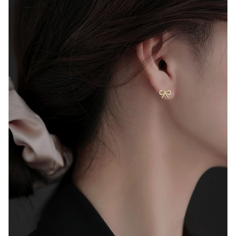 SLUYNZ Sterling Silver Bow Earrings for Women Small Bow Stud