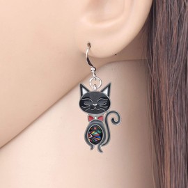 WEVENI Enamel Alloy Anime Cat Earrings Kitten Dangle Drop Sweet Pet Jewelry Fashion Gift For Women Ladies (Black)