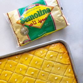 Ziyad Premium Quality Semolina – Finely Ground, Smooth Wheat Cereal – High Fiber, No Cholesterol/Salt – Vitamin-Enriched, Vegan – Quick 30 Min Prep – Versatile for Sweet & Savory Dishes, 32 ounce