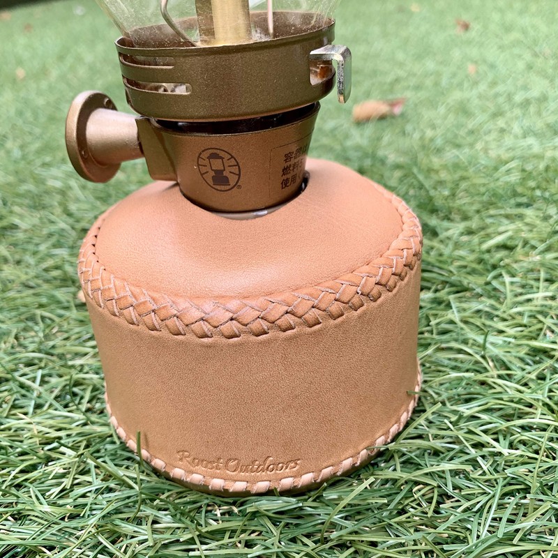 Roost Outdoors 【本革で製作】【手の込んだダブルステッチ】 OD缶 ガス缶カバー(ダブルステッチタイプ) ガス缶 OD缶 カバー レザー 本革