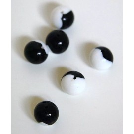 Vintage Black and White Pattern Chunky Acrylic Beads 10mm (6) bds125C
