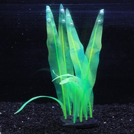 Bluecoco Soft Silica Gel Moves Naturally with Water Flow, Aquarium Decorations Glow in The Dark, Glowing Coral Ornaments for Fish Tank Decorations (Green, Kelp)