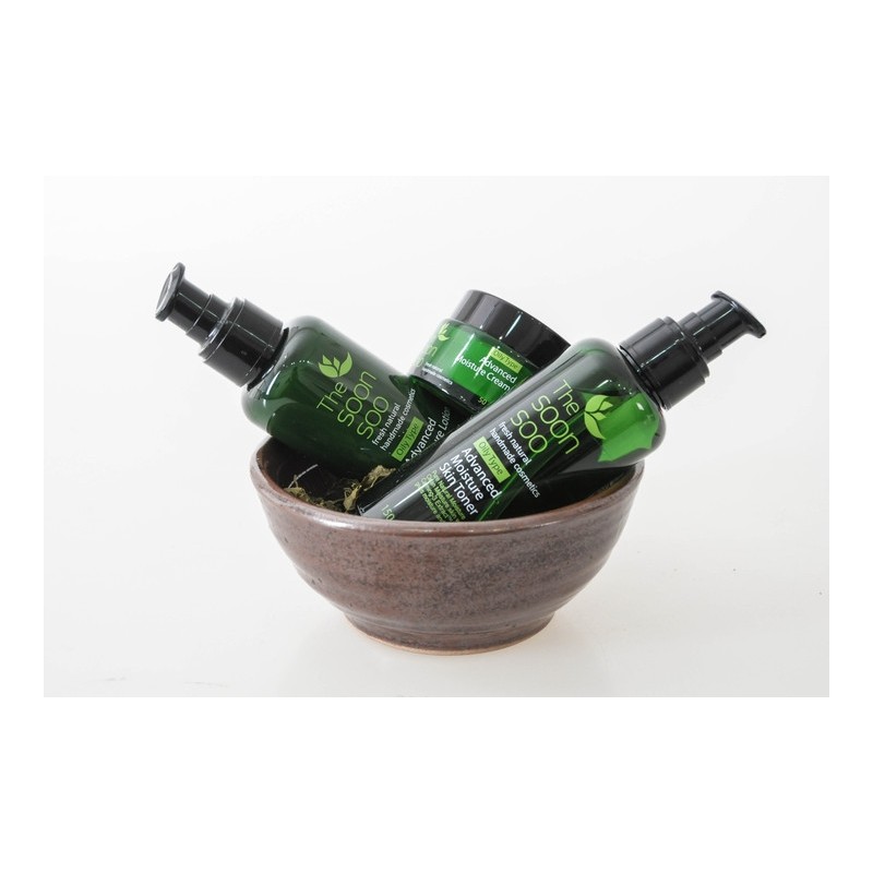 Bundle of 2 The Pure Moist Medium Oil Moisturizing Cream
