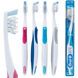 Oral-B 12-Pack Oral-B CrossAction Gentle Clean Manual Toothbrush 35 Extra Soft Bristles