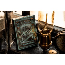 theory11 Hudson Playing Cards, Light Green, Model:CARDSHUDSON