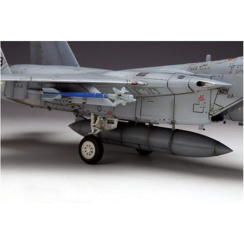 Platz 1/72 Air Self-Defense Force Flagship Fighter F-15J Eagle Plastic