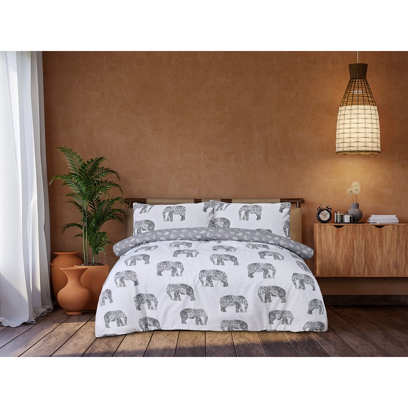 Sleepdown Reversible Bedding Set, Soft, Easy-Care Duvet Cover with Matching