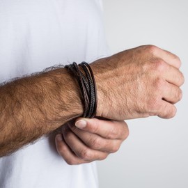 Akitsune Ambush Synthetic Leather Bracelet | Magnetic Clasp Stainless Steel - Wrap Bracelet Braided Mens Bangle Wristband | incl. Beautiful Jewelry Gift Box - Black-Brown - 39cm