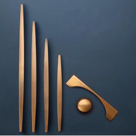 Guolich 2 Pcs Hole Centers 7.55 Inch(192mm) Kitchen Drawer Handle Door Cabinet Pulls Stainless Steel Handle Modern Brown Hardware for Wardrobe Bathroom Dresser