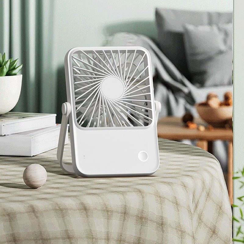 Small Desk Fan USB Powered Portable Table Fan Fast Cooling