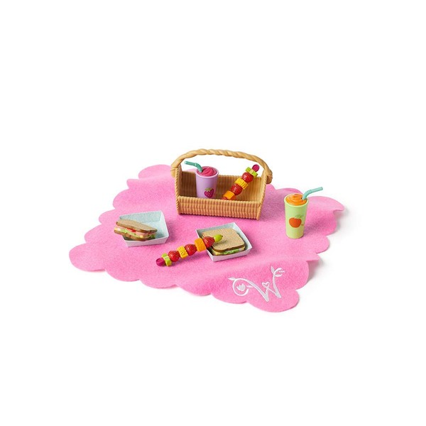 American Girl WellieWishers Garden Adventure Picnic for 14.5-inch Dolls with a Picnic Basket, Pink Felt Scalloped Edge Blanket, and Pretend Food, Ages 4+