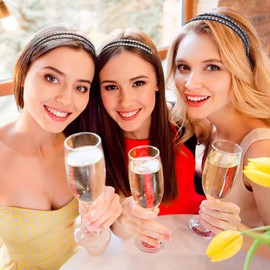 Rhinestone Headbands Double Row Non-slip Hard Hair Hoop Fashion Crystal Teeth Hairband Shiny Hair Bands for Women Girls Lady 4 Pieces (Mixed Colors)