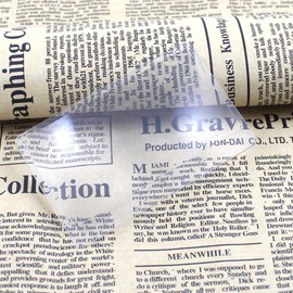 25 Pcs 3X Credit Card Magnifiers Transparent PVC Pocket Magnifier Lens Thin Fresnel Lens Wallet Magnifying Glass Bookmark Magnifier Portable Jewelry Loupe for Reading and Fire Starting