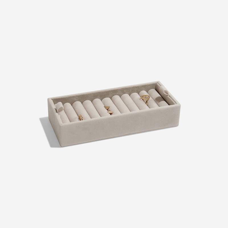 Stone Velvet Ring Roll