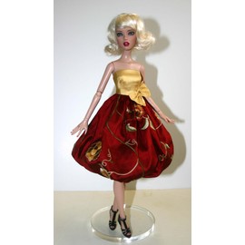 Sophisticated Lady Printed Sewing Pattern for 16" Deja Vu Dolls Tonner