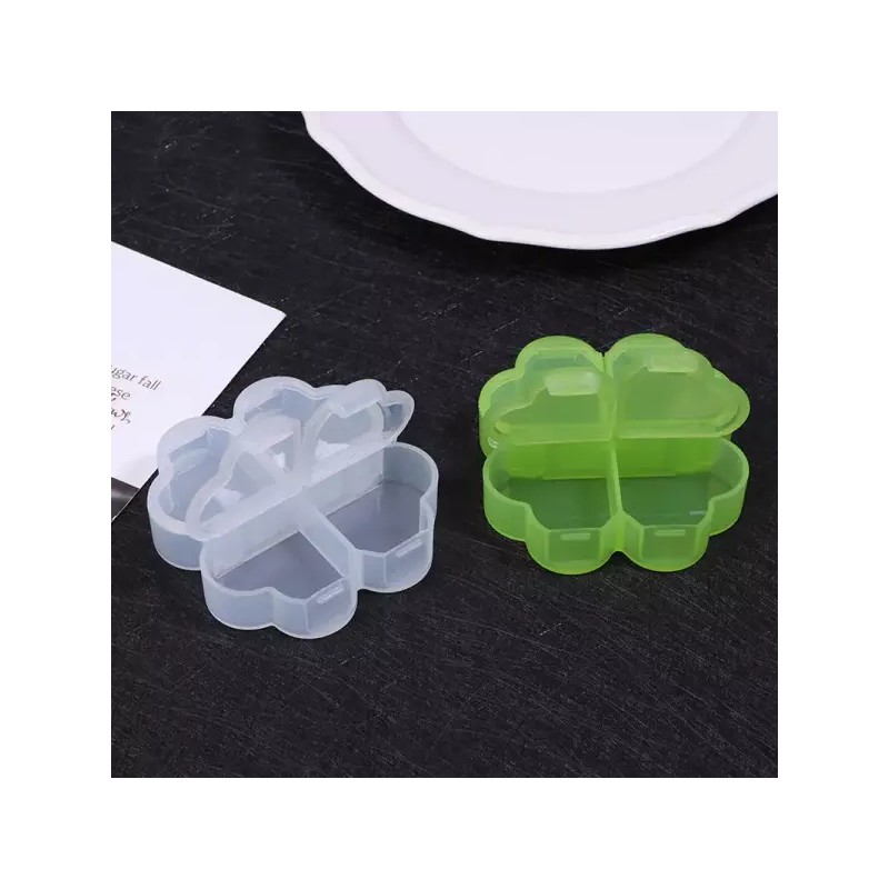 Four Leaf Clover 휴대용 플라스틱 약 보관함 개별 개폐 디자인