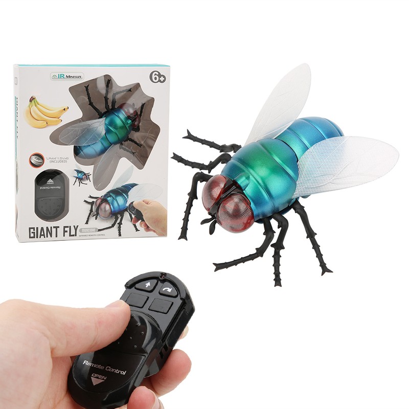 Simulation Insect Fly Toy Infrared Remote Control Sensing Portable