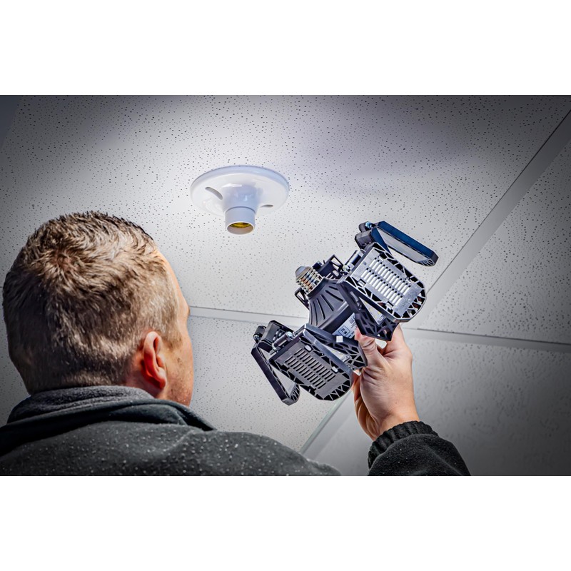 BGS Diy 90102 LED Garage Light 180 W