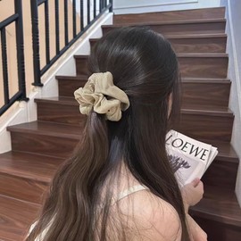 Hair Clip, Set of 4, Hair Tie, Scrunchy, Stylish, Pearl-like Shine, Elegant, Gentle on Hair, Women's, Redis Gift, Adult Cute, Bundled Hair, Beautiful Hair Ornament, Solid, Hair Accessories, No Traces