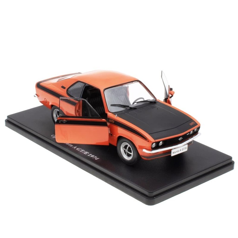- Collector's Miniature Car 1/24 Compatible with Opel Manta A