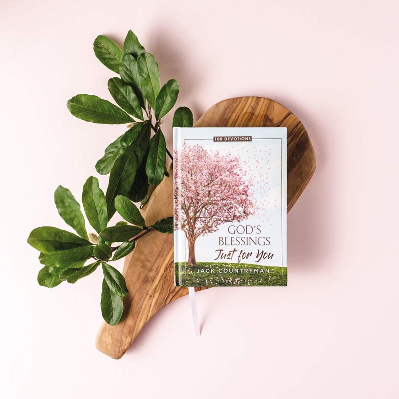 God's Blessings Just for You: 100 Devotions