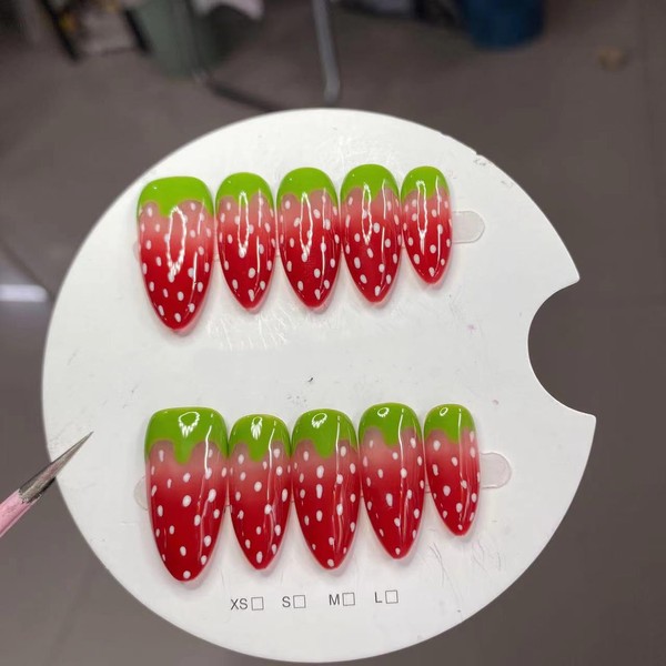 GREENTEA Handmade Nail Strawberry Summer Fruit Design Press-On Nails, Red