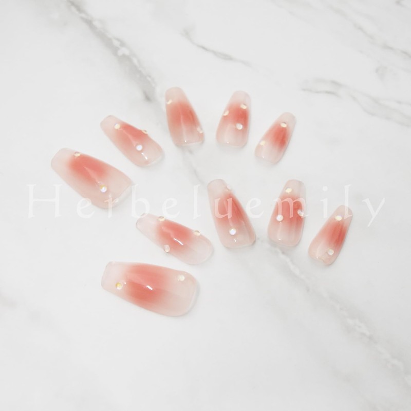 [Herbeluemily] ネイルチップ つけ爪 付け爪 チークネイル かわいい 手軽 簡単 セルフネイル B