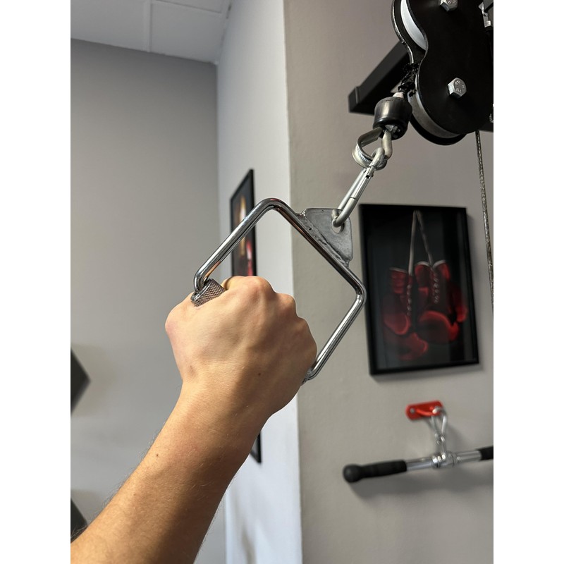 MuscleForge® Single-Handle Attachment for Lat Pull, Cable Pull, Non-Slip D-Handle
