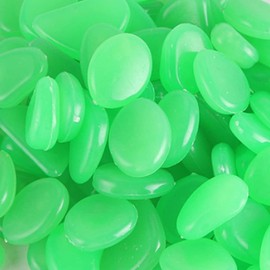 MOCNT Pack of 300 Luminous Stones Garden Glow in the Dark Pebbles Luminous Pebbles Fluorescent Stones for Home Garden Aquarium Decoration Light Green