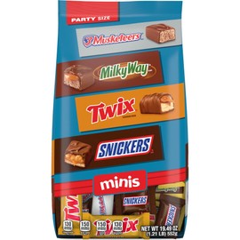 SNICKERS, TWIX, MILKY WAY & 3 MUSKETEERS Minis Milk Chocolate Bars Variety Pack, Party Size, 19.49 Oz Bulk Bag