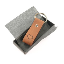 Luminick Keyring with engraving, leather with embossed heart, elegant gift for birthday, anniversary, Valentine's Day for men and women - gift box, brown