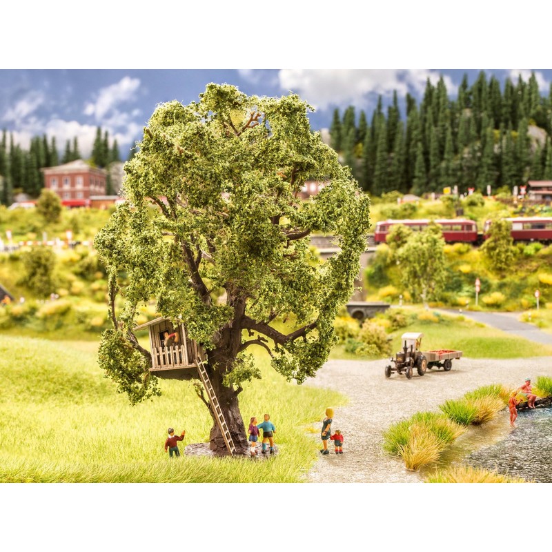 Noch 21765 Albero con Paesaggio Domestico