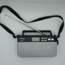 Toshiba Radio Ty – SR55