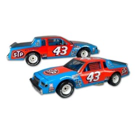 Action RICHARD PETTY 1981 DAYTONA 500 WIN RACED VERSION 1/24 ACTION