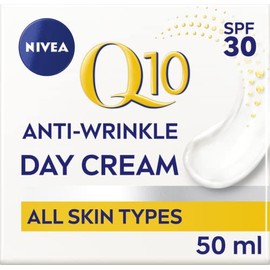 NIVEA Q10 Anti-Wrinkle Power Protecting Day Cream SPF 30 (50ml), Anti-Wrinkle Face Cream with Skin Identical Q10 and Creatine, Face Cream for Wrinkles and Age Spots