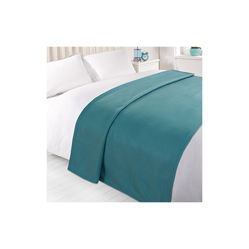 Dreamscene Large Warm Polar Fleece Throw Over Soft Luxury Sofa