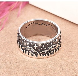 WDIYIEETN Wolf Couple Rings for Women Men Vintage Silver Loyal Wolf Rings Norse Viking Ring Gothic Retro Punk Wolf Totem Rings Wolf Signet Amulet Rings (5, Women)