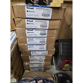 Universal Triad 1  Universal Triad B432IUNVHP-A Fluorescent Electronic Ballast