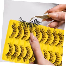 Beavorty 30pairs Cat Eye False Eyelash Strips Reusable Makeup Supplies for Natural Look for Daily Use and Special Occasions